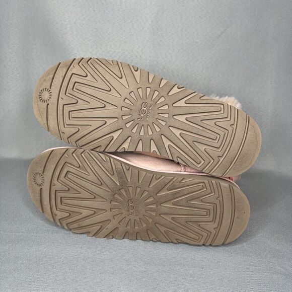 UGG Boots Bailey Bow Light Ballet Pink Coquette Very RARE Retired Sz 6 fits 7 - Picture 12 of 16